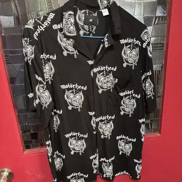 H&M and 모터헤드 반팔 셔츠 M 블랙