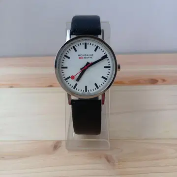 MONDAINE 쿼츠 손목시계 SS