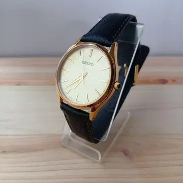 SEIKO 돌체 연차 쿼츠 손목시계 SSGP