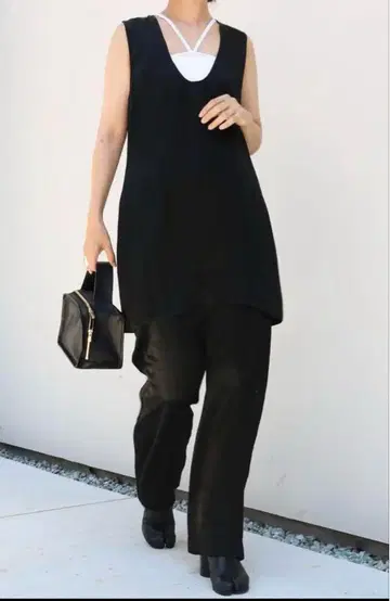 aere wrinkle 아세테이트 새틴 튜닉 블랙