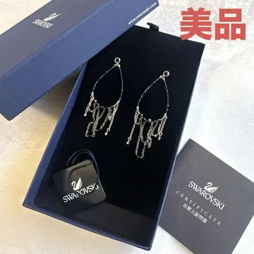 [ 선착순 특별 상품 ] swarovski 스와로브스키 귀걸이 새상품급