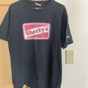 Shorty 로고 반팔 티셔츠 블랙