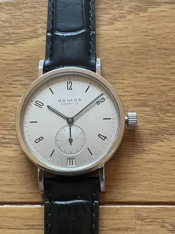 NOMOS 탕겐트 스포츠