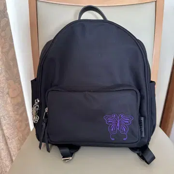 ANNA SUI 나비 자수 블랙 나일론 백팩