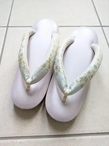 핑크 꽃무늬 코조 조리