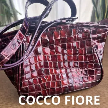 COCCO FIORE (코코 피오레) 악어 엠보싱 숄더백