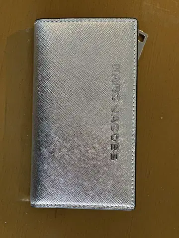 MARC JACOBS 실버 반지갑