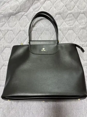 MARY QUANT 심플 데이지 악센트 토트