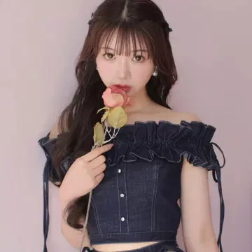 M me eme Ruffle off shoulder denim tops
