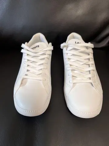 LACOSTE 화이트 네이비 스니커즈