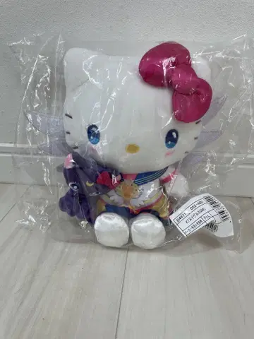 산리오 헬로키티 세일러문 코스모스 콜라보 봉제인형