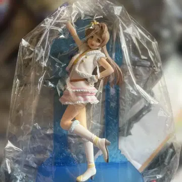 러브라이브! 미나미 코토리 Snow halation 피규어