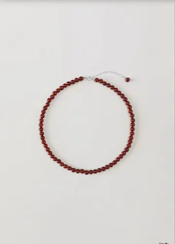 OHOTORO Orb Necklace red