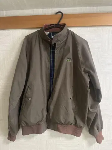 브라운 나일론 점퍼