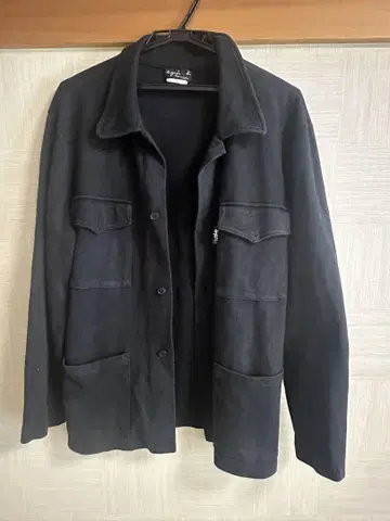 agnes b 블랙 포켓 부착 자켓
