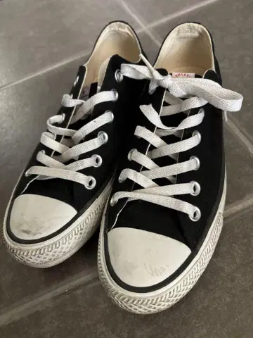 새상품급 CONVERSE 블랙 스니커즈 24cm 컨버스