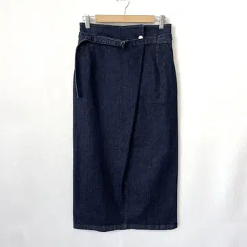 DAMA Collection 벨티드 데님 스커트 64-91 파랑