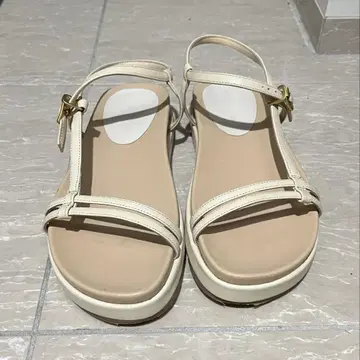 [ Odette e Odile ] 스트랩 샌들 아이보리 23.5cm