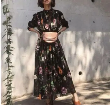아메리빈티지 COCO FLOWER DRESS 꽃무늬 플리츠 원피스