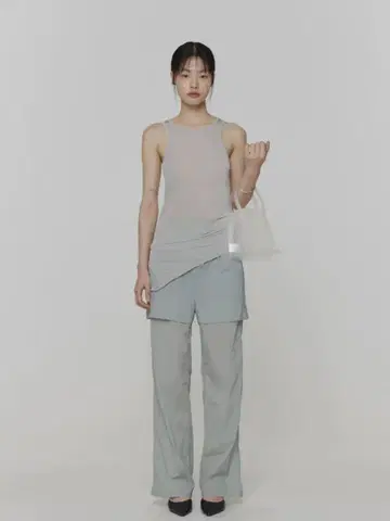AMOMENTO 베이지 탱크탑