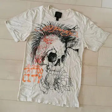 Ed Hardy 스컬 디자인 티셔츠 M 사이즈