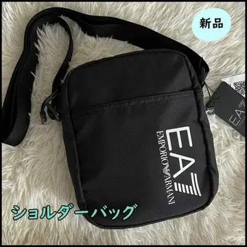 새상품 [ EMPORIO ARMANI ] 로고 숄더백 Black