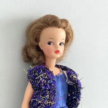 타미 브라운 헤어 Ideal Toy Corp 보라색 드레스