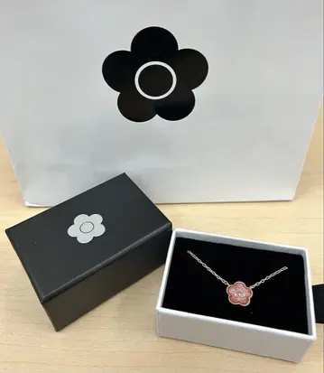MARY QUANT 스파클링 데이지 목걸이 (핑크)