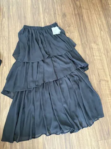 메쉬 플레어 스커트 블랙