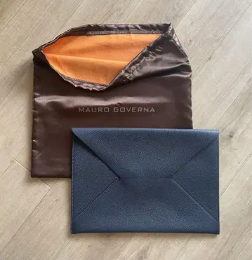 MAURO GOVERNA 마우로 고베르나 가죽 PC 케이스 문서 케이스