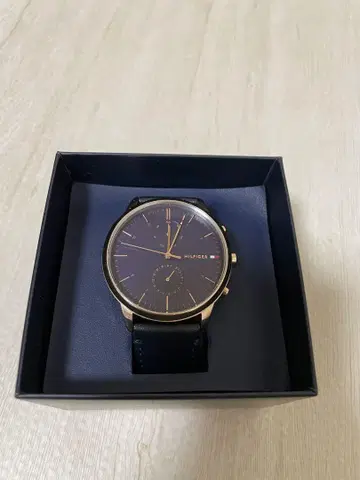 TOMMY HILFIGER 아날로그 손목시계