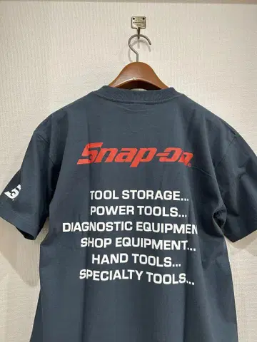 snap on 데님색 T셔츠