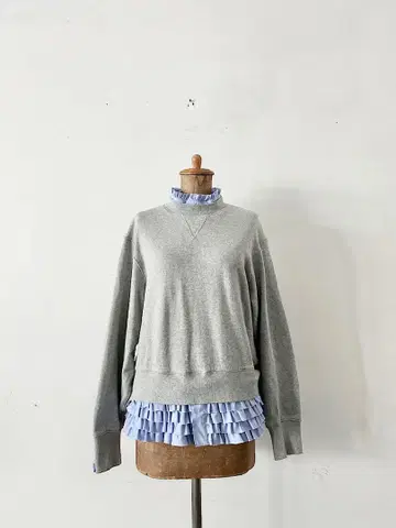 [새상품급] MUVEIL 프릴 셔츠 레이어드 풀오버