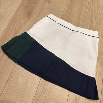 [ TaylorMade ] 플리츠 스커트 XS