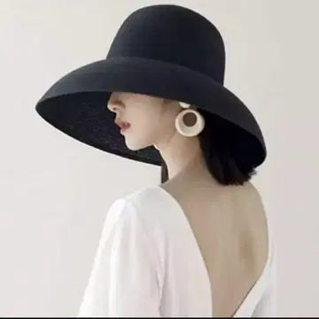 새상품 접이식 벨 쉐이프 스트로 햇 여배우 모자 UV 와이드 챙 블랙