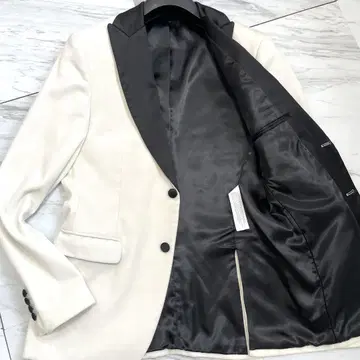 새상품급 ZARA 턱시도 벨로아 테일러드 자켓 아이보리 L 상당