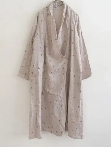 네스트로브 린넨 원피스