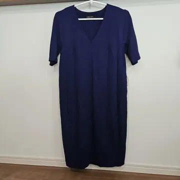 [ 마크케인 ] 반팔, 무릎 아래 원피스 미사용! (밝은 퍼플네이비)