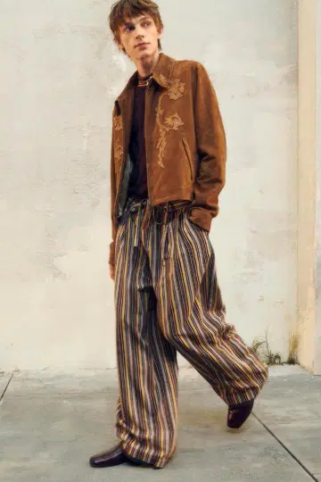 ZARA WIDEFIT 스트라이프 팬츠 LIMITED EDITION M