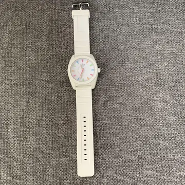 [새상품급] adidas 산티아고 ADH2915 화이트