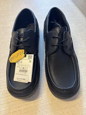 ZARA 자라 블랙 가죽 데크 슈즈 Vibram 밑창 42