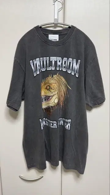 VAULTROOM 몬스터 헌터 티셔츠