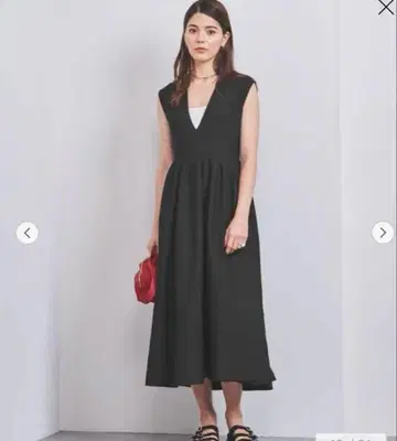 유나이티드 애로우즈 V넥 롱 니트 원피스 38