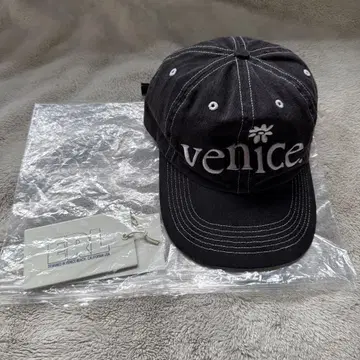 ERL Venice Embroidered Cap 캡
