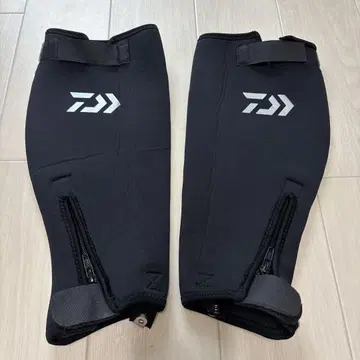 새상품급 M 사이즈 다이와 Daiwa 네오 레그 가드 NL311