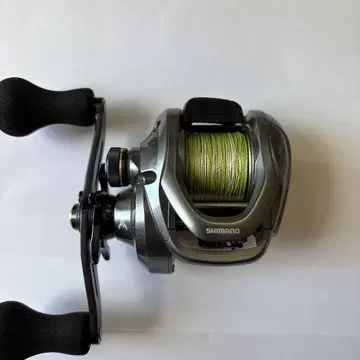 SHIMANO 베이게임 300 낚시릴