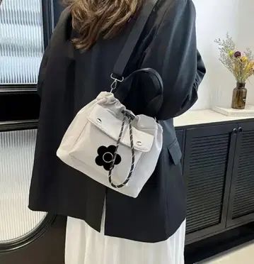 MARY QUANT 미니 숄더백 미니백 파우치 그레이