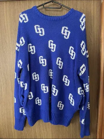 GYDA 한정판 색상 블루 HG 니트