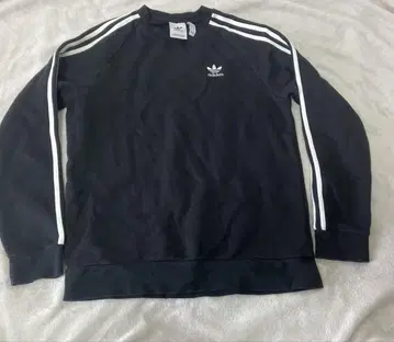 adidas originals 스트라이프 긴팔 맨투맨