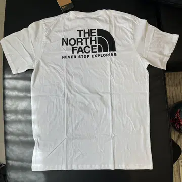 THE NORTH FACE 화이트 티셔츠